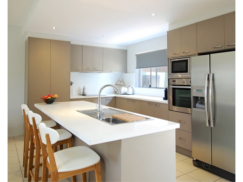 16 Yalinbah Street, Tea Gardens NSW 2324