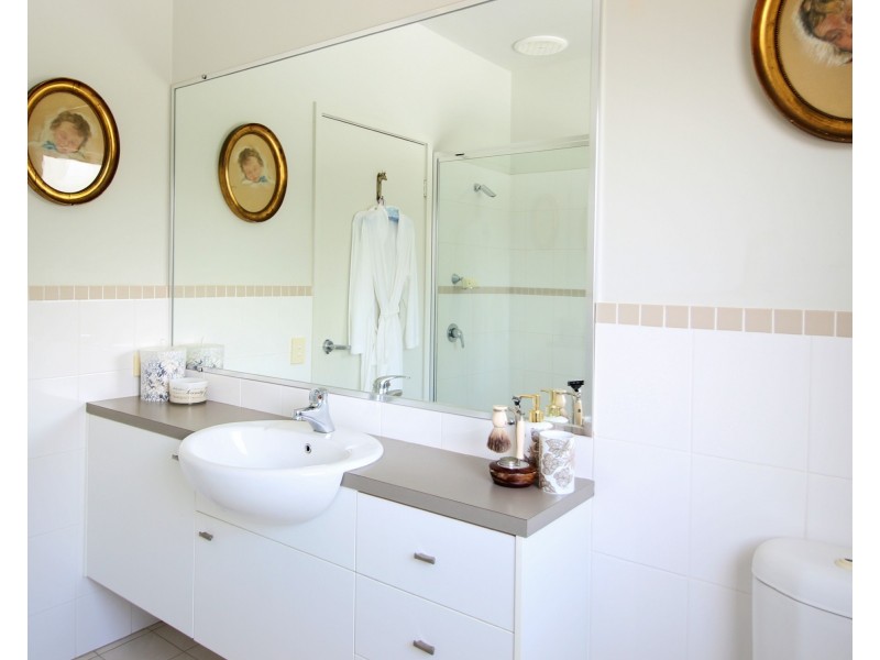 16 Yalinbah Street, Tea Gardens NSW 2324
