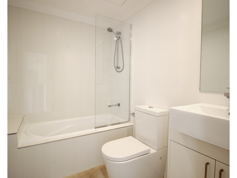 204/822 Pittwater Rd, Dee Why NSW 2099