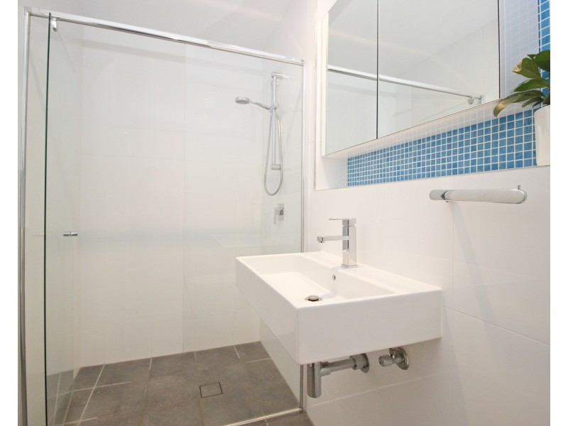 G12/16-22 Sturdee Parade, Dee Why NSW 2099