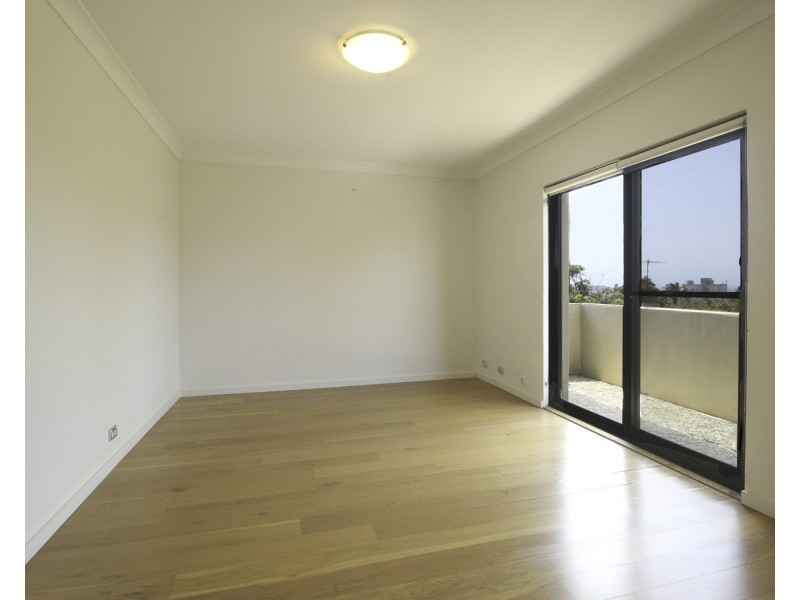 8/22 Wheeler Parade, Dee Why NSW 2099