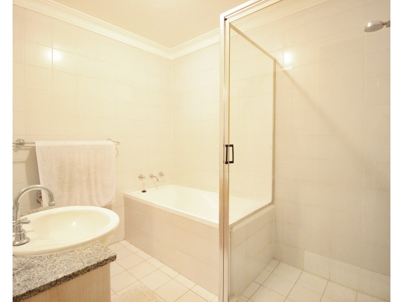 20/2-4 Francis St, Dee Why NSW 2099