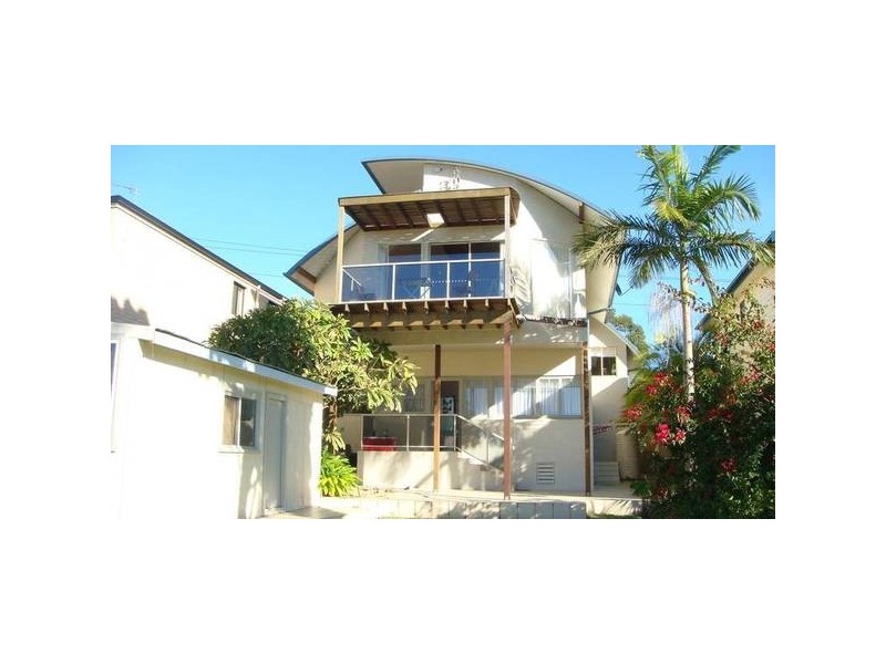 25 Edward Street, Narraweena NSW 2099