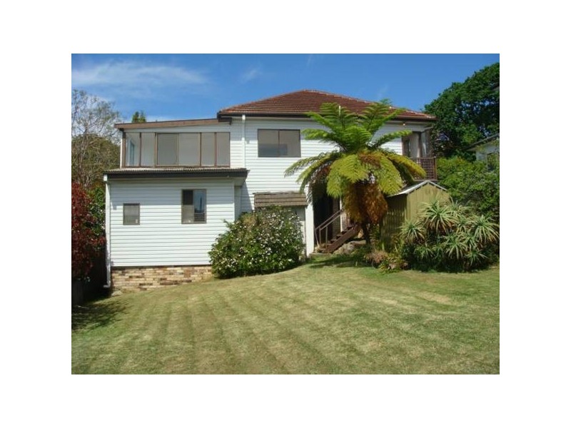 4 Parr Pde, Narraweena NSW 2099