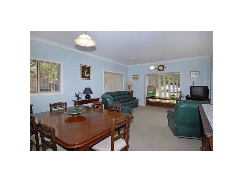 1B Larmer Place, Dee Why NSW 2099