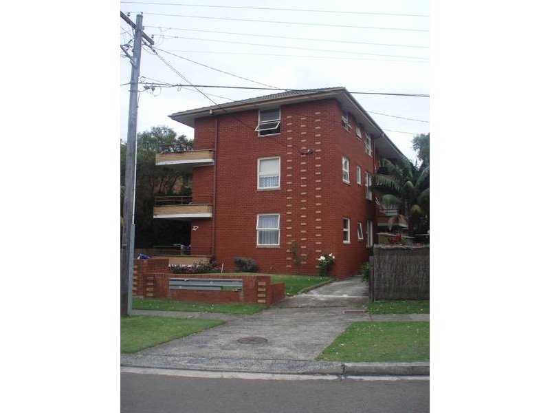 3/27 Hawkesbury Ave, Dee Why NSW 2099