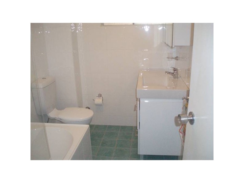 3/27 Hawkesbury Ave, Dee Why NSW 2099