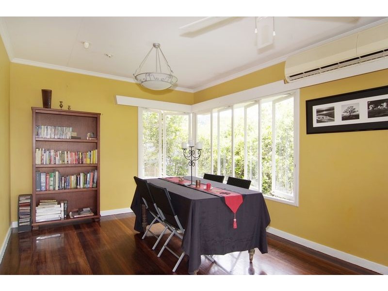 80 Hillview Crescent, Whitfield QLD 4870