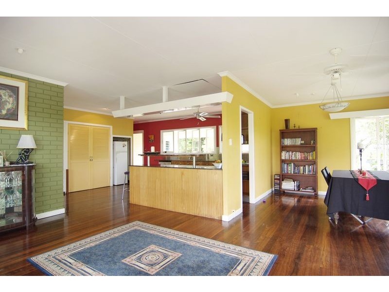 80 Hillview Crescent, Whitfield QLD 4870