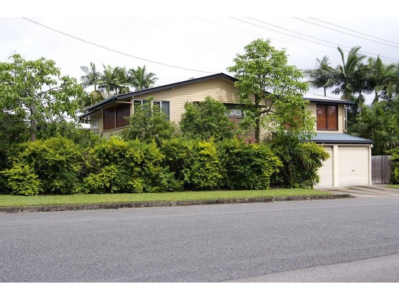 27 Oxley Street, Edge Hill QLD 4870