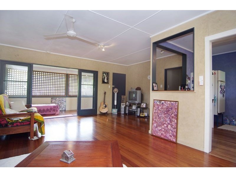 27 Oxley Street, Edge Hill QLD 4870