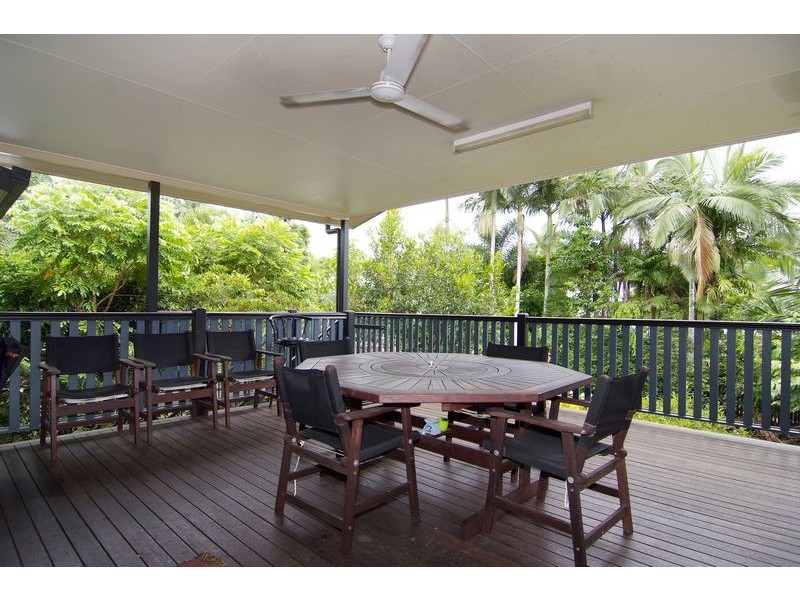 27 Oxley Street, Edge Hill QLD 4870