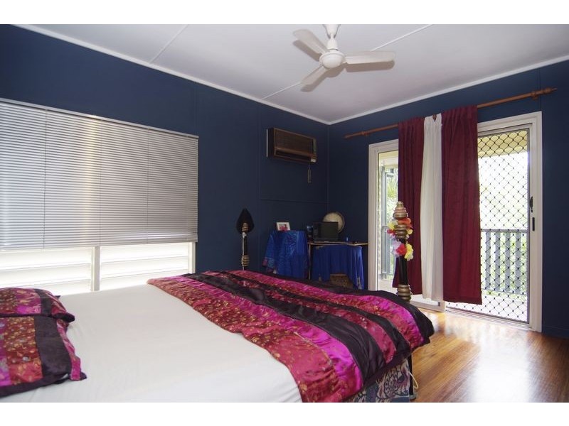 27 Oxley Street, Edge Hill QLD 4870