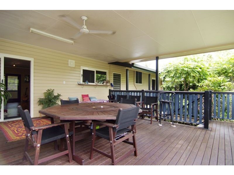 27 Oxley Street, Edge Hill QLD 4870