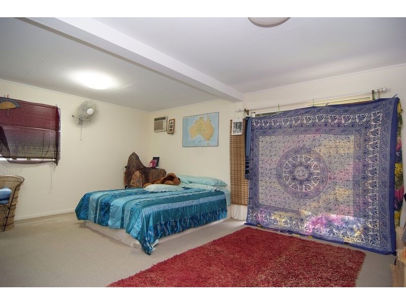 27 Oxley Street, Edge Hill QLD 4870