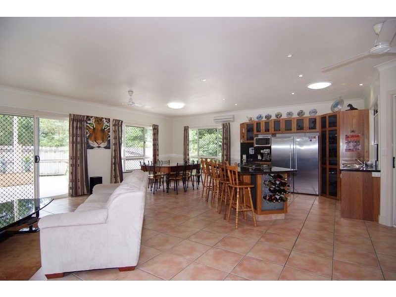 4 Sailfish Close, Kanimbla QLD 4870
