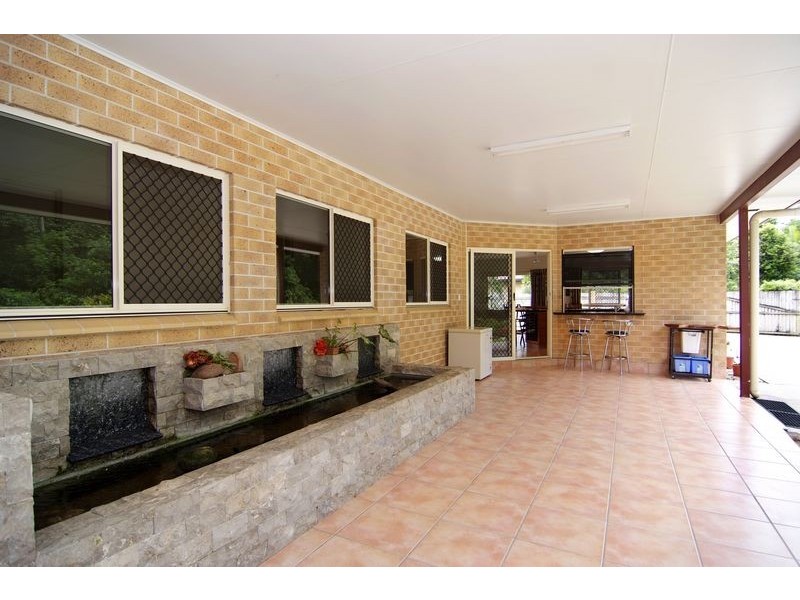 4 Sailfish Close, Kanimbla QLD 4870