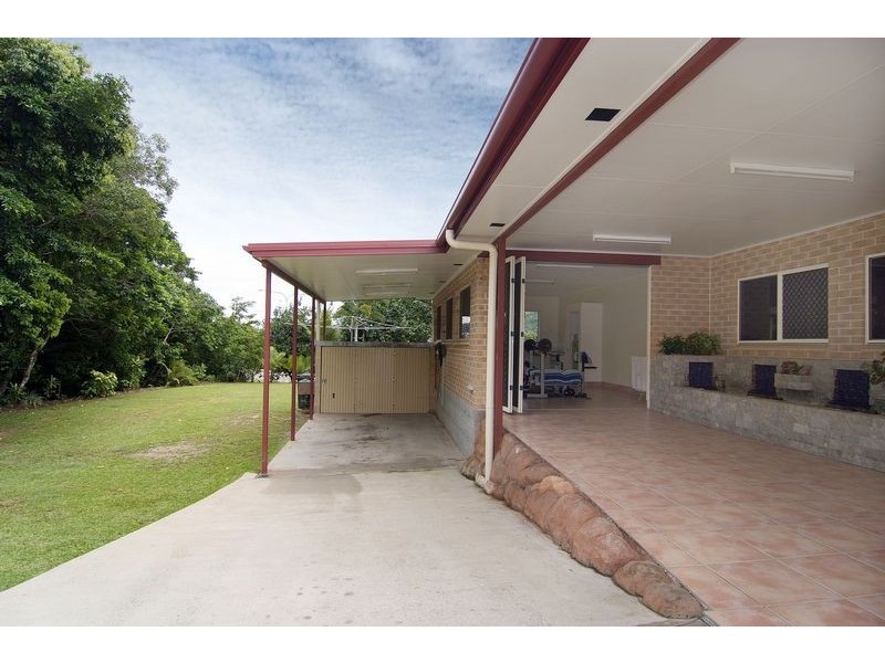 4 Sailfish Close, Kanimbla QLD 4870