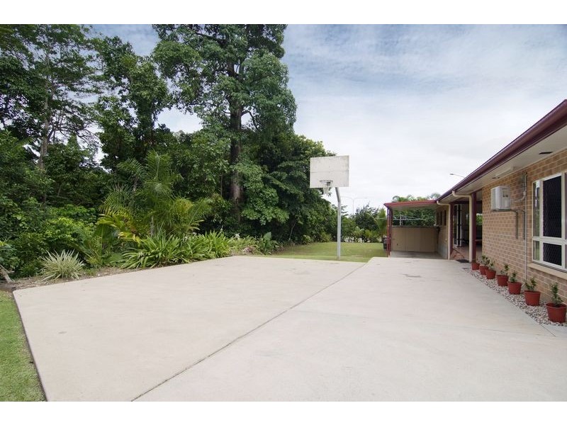 4 Sailfish Close, Kanimbla QLD 4870