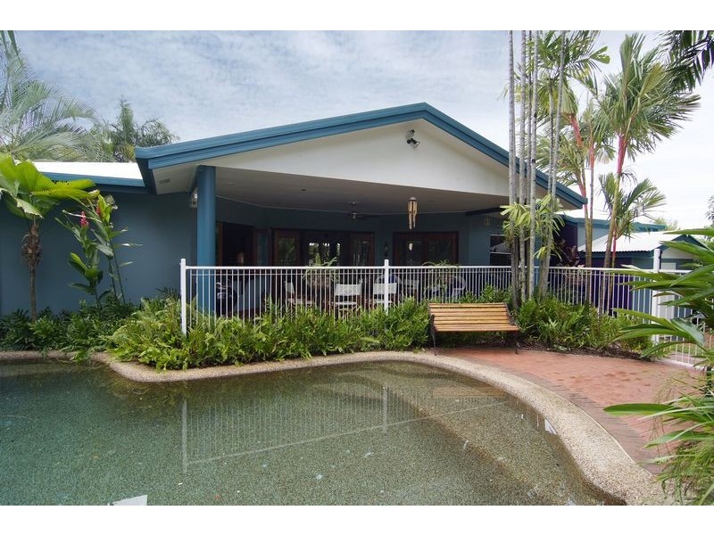 43 Michaelangelo Drive, Redlynch QLD 4870
