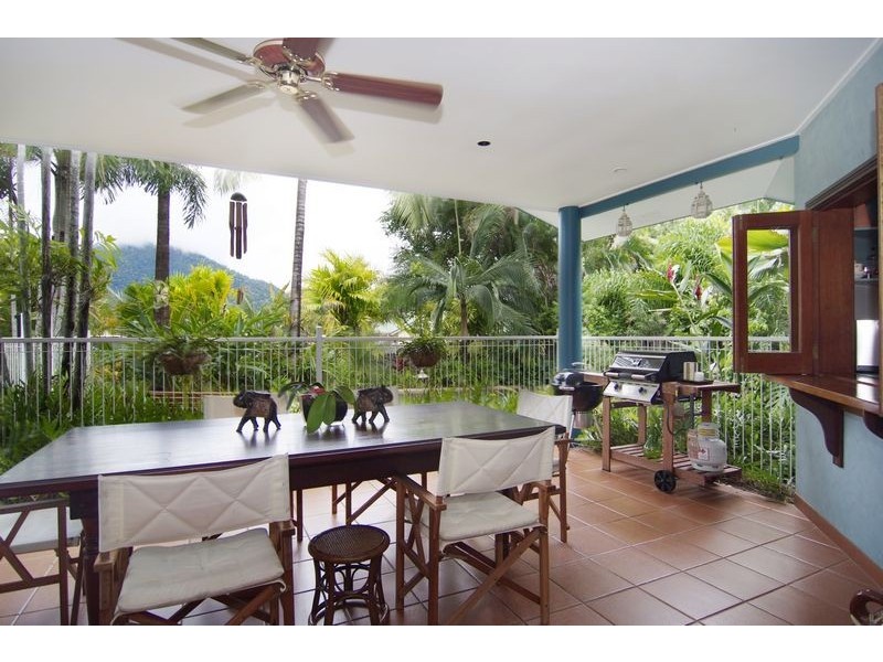 43 Michaelangelo Drive, Redlynch QLD 4870