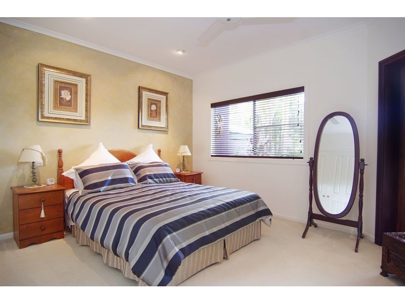 43 Michaelangelo Drive, Redlynch QLD 4870