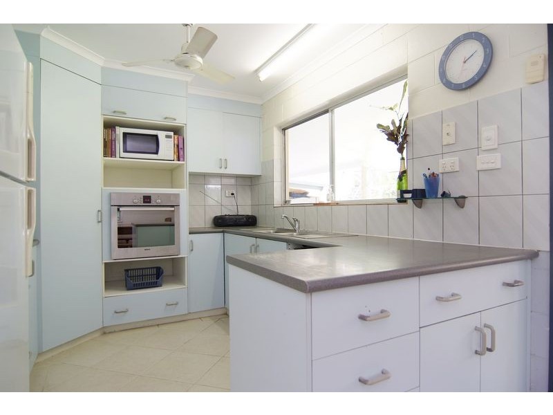 8 Ulambi Close, White Rock QLD 4868
