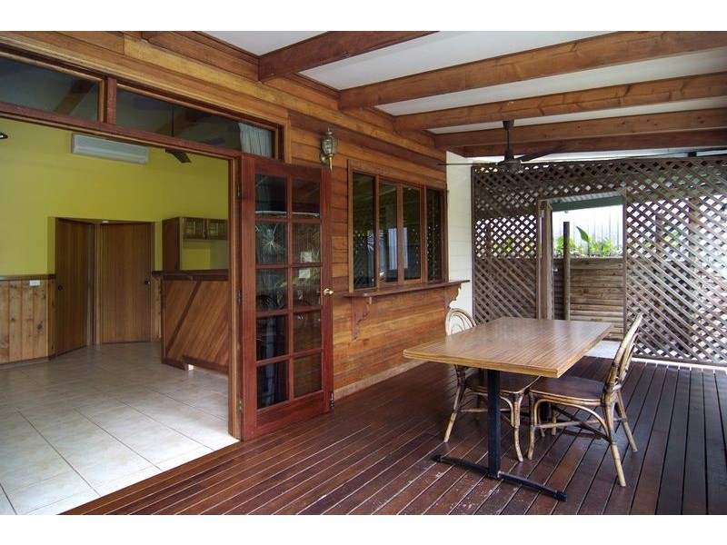15 Granite Close, Brinsmead QLD 4870