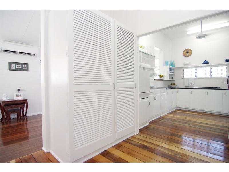 310 – 312 Pease Street, Edge Hill QLD 4870
