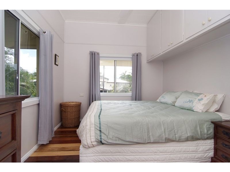 310 – 312 Pease Street, Edge Hill QLD 4870