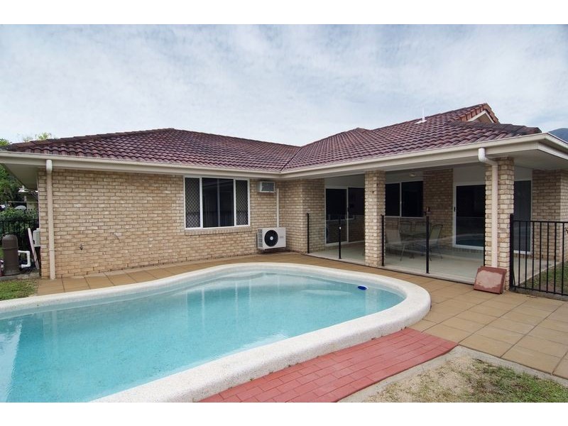 20 Meander Close, Brinsmead QLD 4870