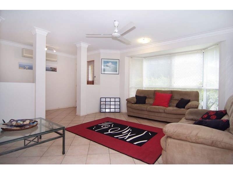 20 Meander Close, Brinsmead QLD 4870