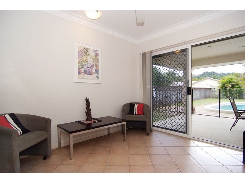 20 Meander Close, Brinsmead QLD 4870