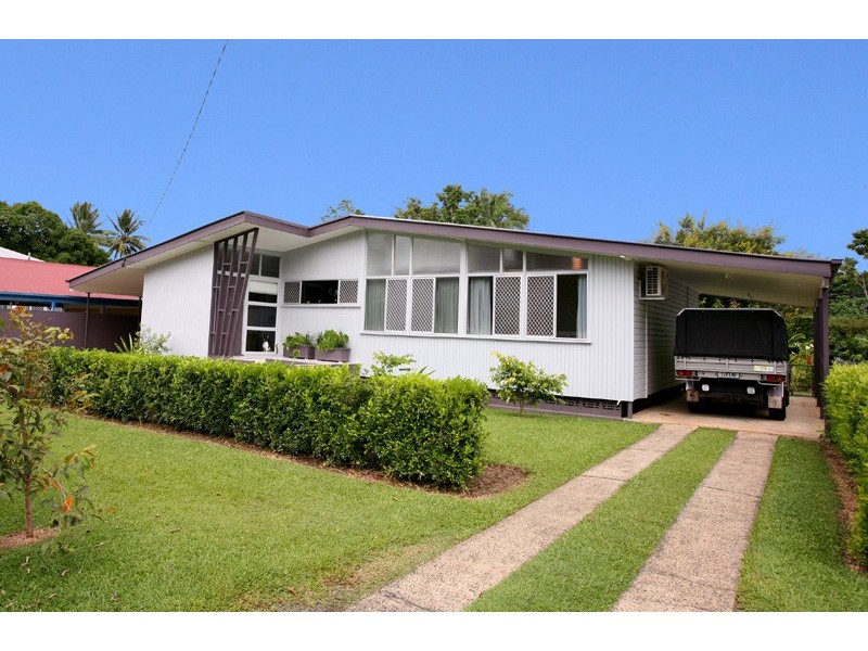 143 Greenslopes Street, Edge Hill QLD 4870