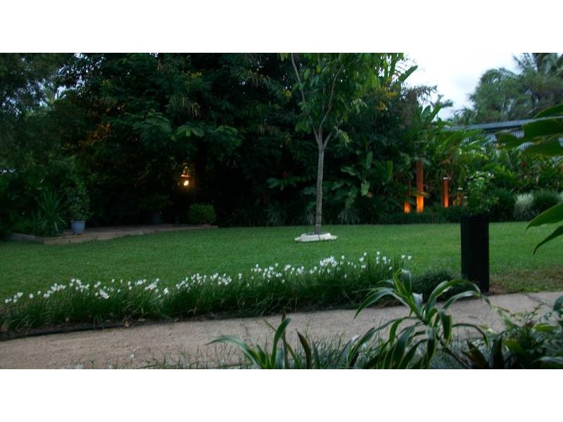 143 Greenslopes Street, Edge Hill QLD 4870