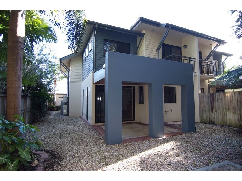 2/14 Undine Street, Clifton Beach QLD 4879