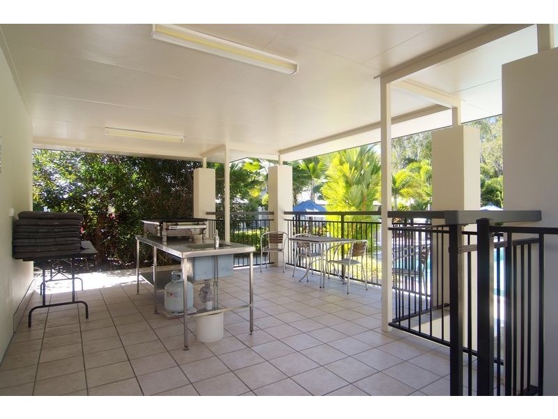 2/14 Undine Street, Clifton Beach QLD 4879