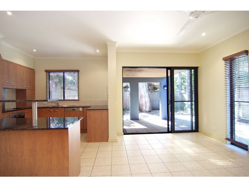 2/14 Undine Street, Clifton Beach QLD 4879