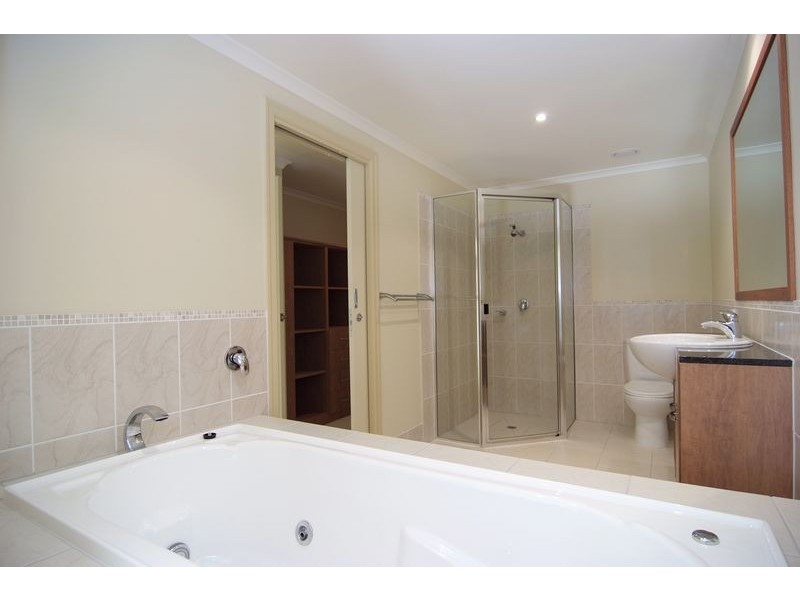 2/14 Undine Street, Clifton Beach QLD 4879