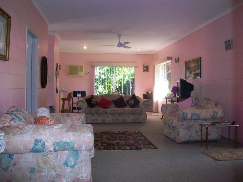 26 Ireland Cr, Whitfield QLD 4870