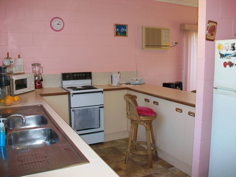 26 Ireland Cr, Whitfield QLD 4870