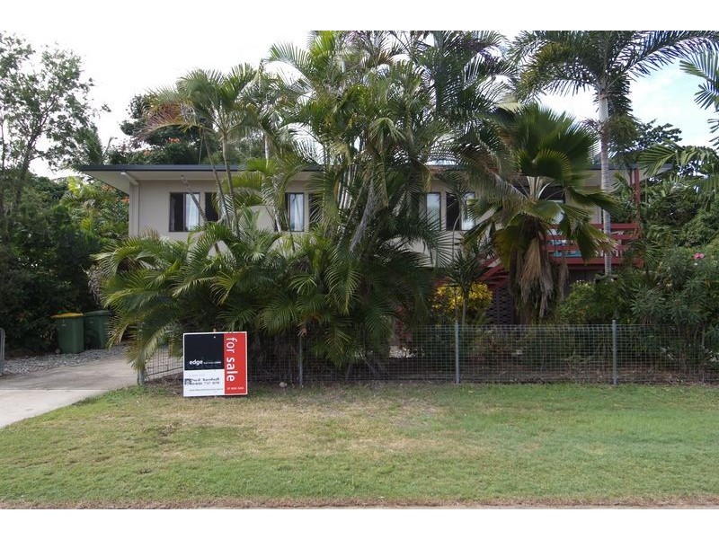 7 Fairway Street, Yorkeys Knob QLD 4878