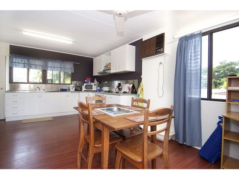 7 Fairway Street, Yorkeys Knob QLD 4878