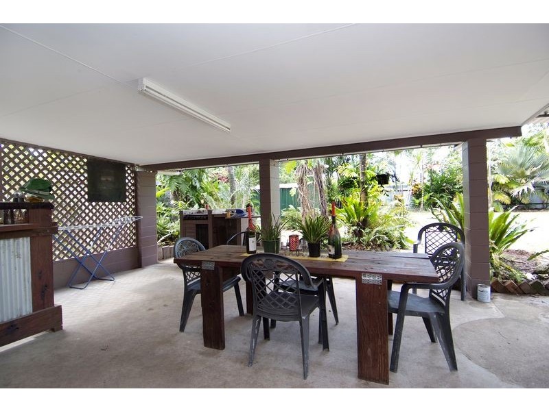7 Fairway Street, Yorkeys Knob QLD 4878
