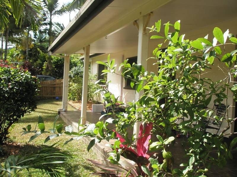 48 Hobson Drive, Brinsmead QLD 4870