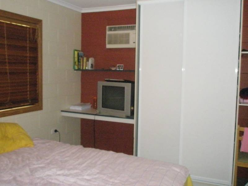 48 Hobson Drive, Brinsmead QLD 4870