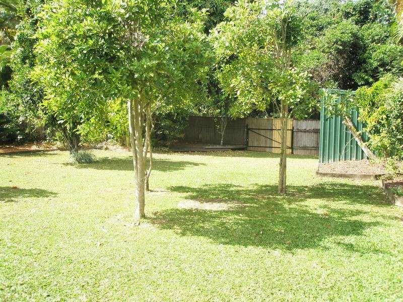 48 Hobson Drive, Brinsmead QLD 4870