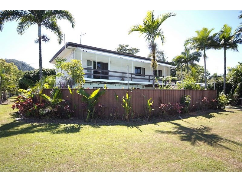 112 Greenslopes Street, Edge Hill QLD 4870