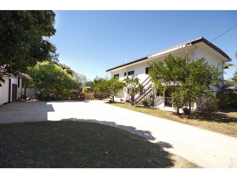 112 Greenslopes Street, Edge Hill QLD 4870