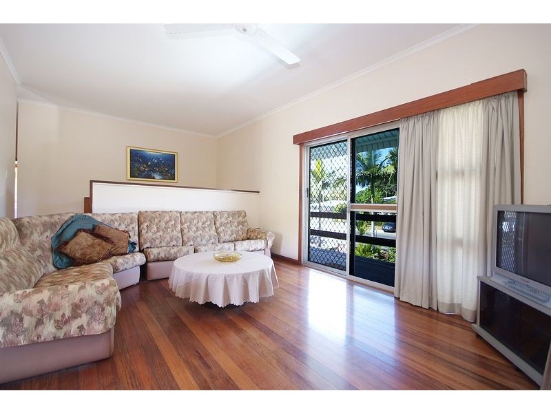 112 Greenslopes Street, Edge Hill QLD 4870